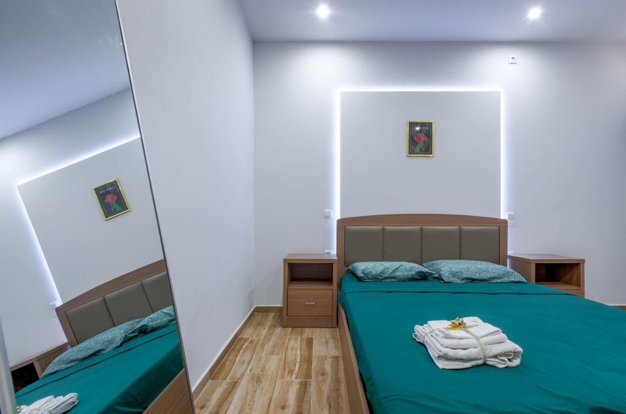 Renovated 2Bd House Close To Pireus Port Экстерьер фото